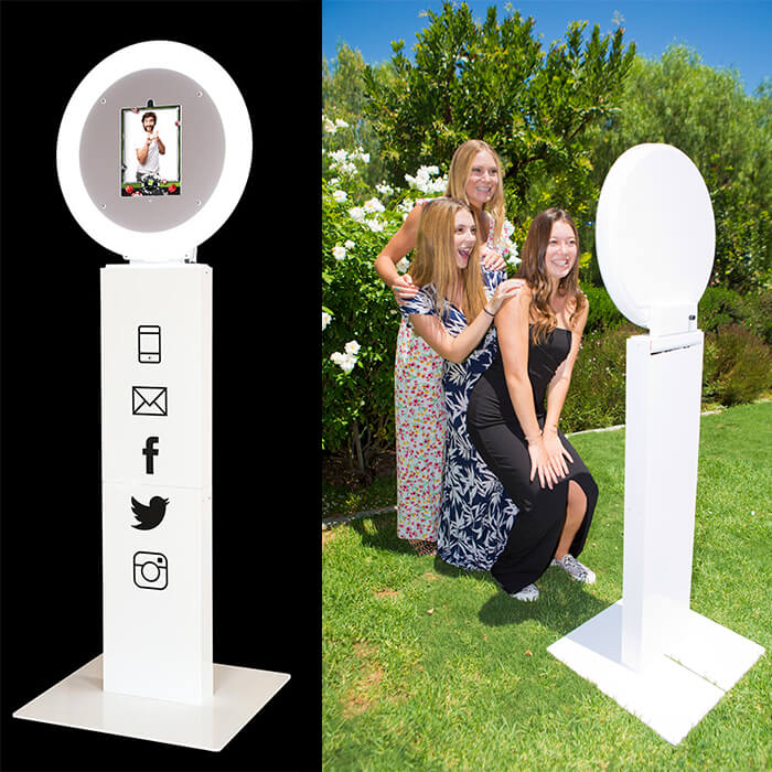 Photobooth Selfie Station, digital photo booth, SCV Selfie Station, SFV Selfie Station